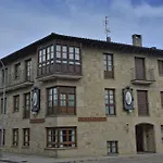 Rural La Corte De Pinares Maison d'hôtes 3*