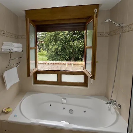 Rural La Corte De Pinares Guest house 3*