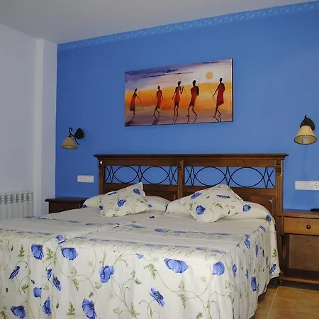 Rural La Corte De Pinares 3*