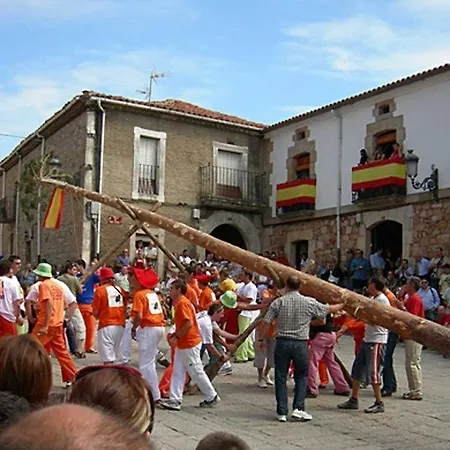Rural La Corte De Pinares بيت ضيافة فينويسا