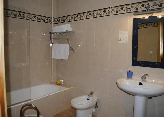 Rural La Corte De Pinares 3*