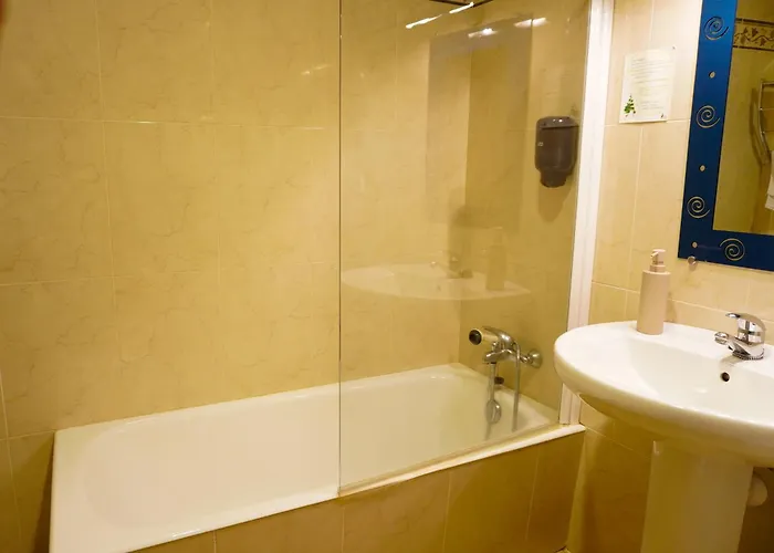 Rural La Corte De Pinares 3*