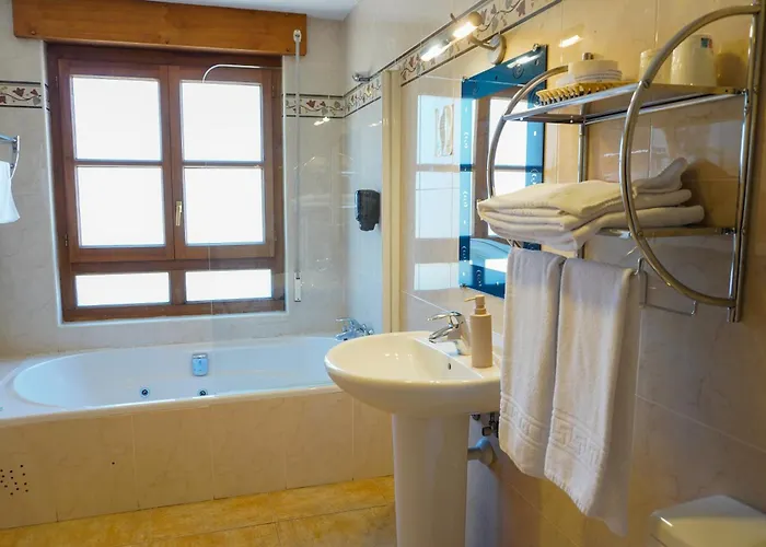 Rural La Corte De Pinares 게스트하우스 비누에사