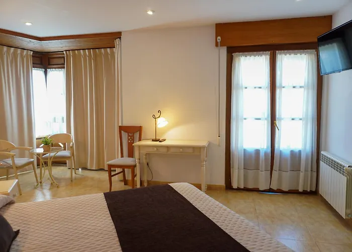 Pensionat Rural La Corte De Pinares 3*