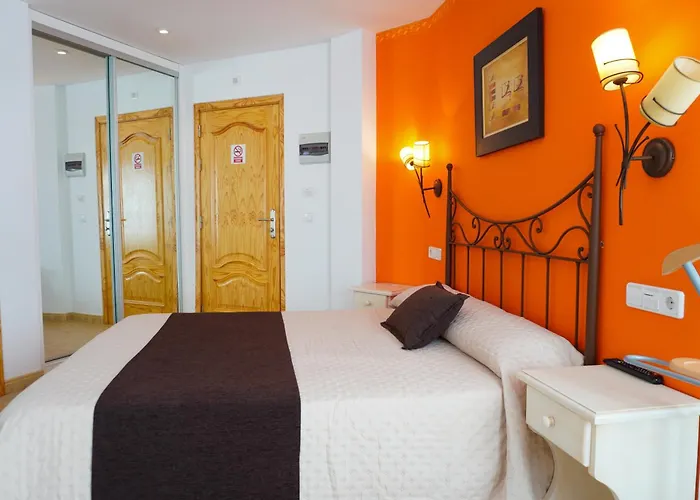 Pensionat Rural La Corte De Pinares 3*