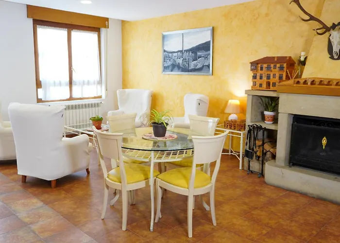 Rural La Corte De Pinares