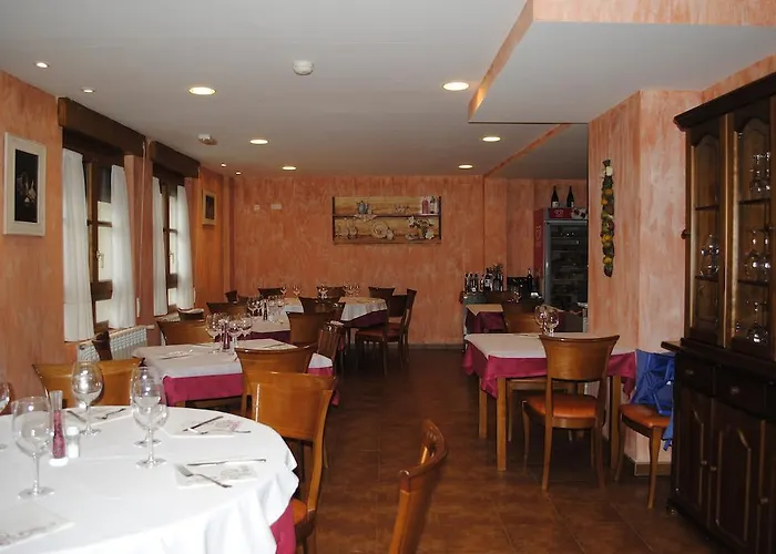 Rural La Corte De Pinares 3*